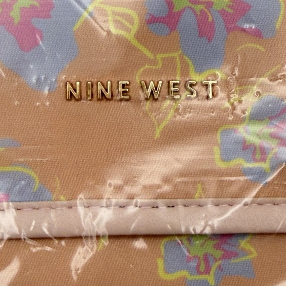 Nine West Hanging Makeup‎ Organizer Floral Travel Cosmetic Bag New - Picture 4 of 16